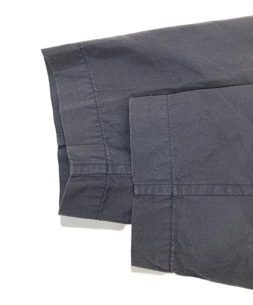 universal tissu（ユニバーサルティシュ）universal tissu (ユニバーサルティシュ) コットンナイロンダンプノーカラーコート グレー サイズ:表記なしの古着・服飾アイテム