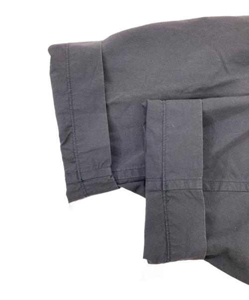 universal tissu（ユニバーサルティシュ）universal tissu (ユニバーサルティシュ) コットンナイロンダンプノーカラーコート グレー サイズ:表記なしの古着・服飾アイテム