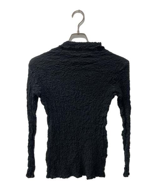 me ISSEY MIYAKE（ミーイッセイ ミヤケ）me ISSEY MIYAKE (ミーイッセイ ミヤケ) ロングスリーブカットソー/シワ加工トップス ブラック サイズ:印字消えの為不明の古着・服飾アイテム