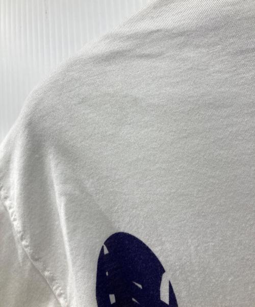 COMME des GARCONS HOMME（コムデギャルソン オム）COMME des GARCONS HOMME (コムデギャルソン オム) バックプリント手形Tee ホワイト×ネイビー サイズ:Sの古着・服飾アイテム