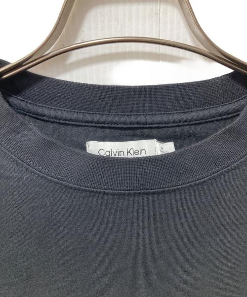 Calvin Klein（カルバンクライン）Calvin Klein (カルバンクライン) アーカイブロゴ リラックスクルーネックTシャツ ブラック サイズ:Mの古着・服飾アイテム