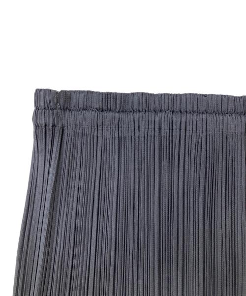 PLEATS PLEASE（プリーツプリーズ）PLEATS PLEASE (プリーツプリーズ) プリーツロングスカート グレー サイズ:２　の古着・服飾アイテム