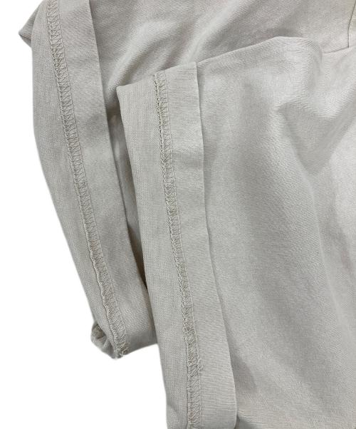 PALACE（パレス）PALACE (パレス) EASY POCKET T-SHIRT/ポケットTシャツ ベージュ サイズ:Sの古着・服飾アイテム