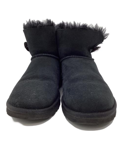 UGG（アグ）UGG (アグ) ベイリーボタン ミニ MINIムートンブーツ ブラック サイズ:23.0の古着・服飾アイテム