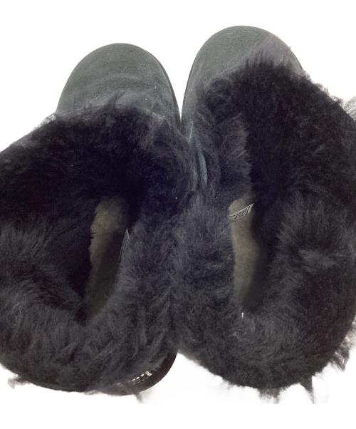 UGG（アグ）UGG (アグ) ベイリーボタン ミニ MINIムートンブーツ ブラック サイズ:23.0の古着・服飾アイテム