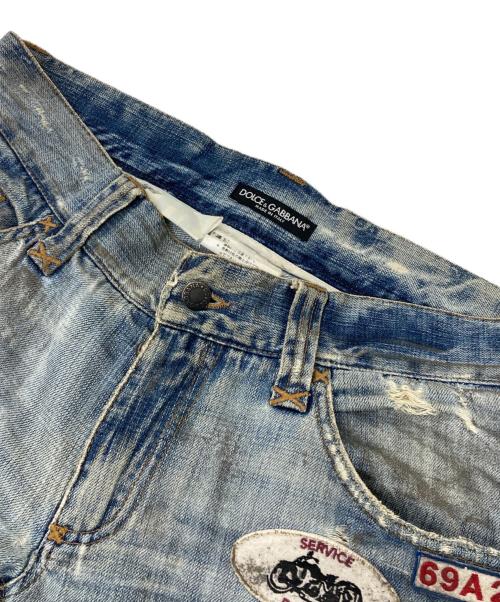 DOLCE & GABBANA（ドルチェ＆ガッバーナ）DOLCE & GABBANA (ドルチェ＆ガッバーナ) ワッペンデニムパンツ インディゴ サイズ:48の古着・服飾アイテム