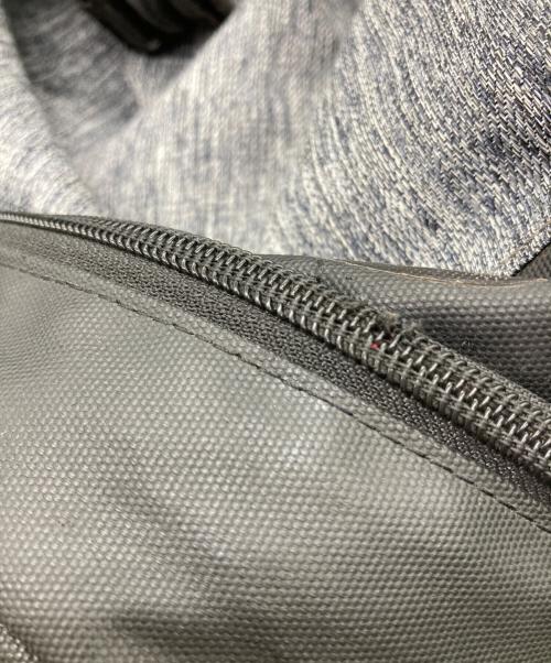 OAKLEY（オークリー）OAKLEY (オークリー) リュック グレーの古着・服飾アイテム