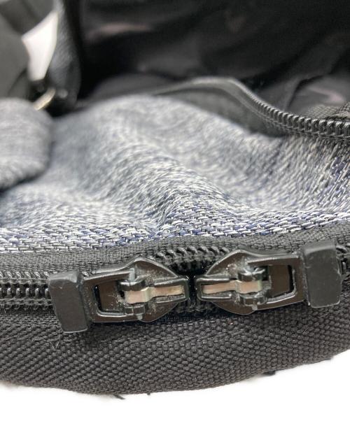 OAKLEY（オークリー）OAKLEY (オークリー) リュック グレーの古着・服飾アイテム
