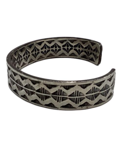 Navajo（ナバホ）NAVAJO (ナバホ) ナバホ族/STERLINGバングル/HRM シルバー（色）の古着・服飾アイテム