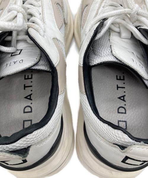 D.A.T.E.（デイト）D.A.T.E. (デイト) FUGAスニ-カー ホワイト サイズ:22.5の古着・服飾アイテム