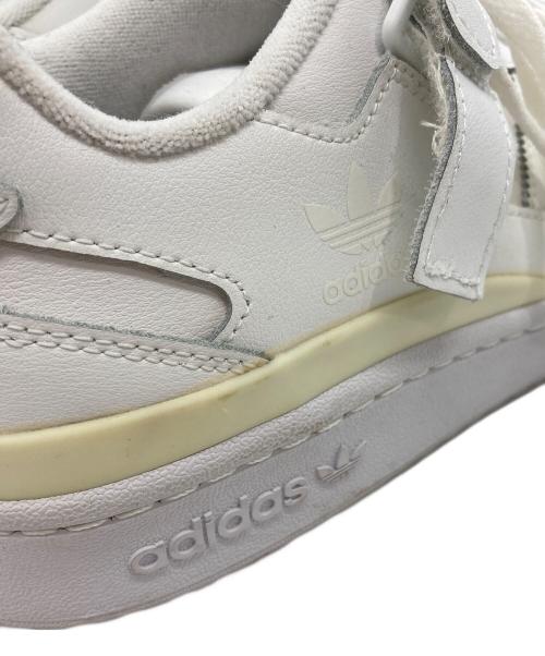 adidas（アディダス）adidas (アディダス) FORUM LOW ホワイト サイズ:28.5の古着・服飾アイテム