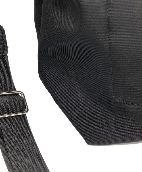 LONGCHAMP（ロンシャン）LONGCHAMP (ロンシャン) ハンドバッグ/ プリアージュエナジー S トップハンドルバッグ ブラックの古着・服飾アイテム