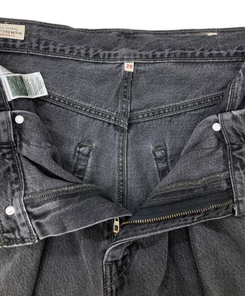 LEVI'S PReMIUM（リーバイス プレミアム）LEVI'S PReMIUM (リーバイス プレミアム) FOLDED PLEATED BAGGY ブラック LOSE CONTROL/ブラックデニムパンツ ブラック サイズ:28の古着・服飾アイテム