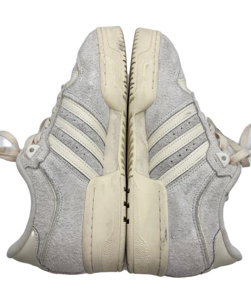 adidas（アディダス）adidas (アディダス) ローカットスニーカー/RIVALRY LOW アディダス ライバルリー ホワイト サイズ:24.5ｃｍの古着・服飾アイテム