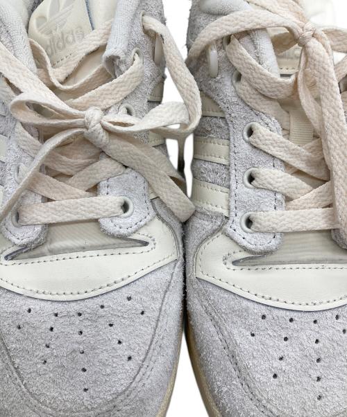 adidas（アディダス）adidas (アディダス) ローカットスニーカー/RIVALRY LOW アディダス ライバルリー ホワイト サイズ:24.5ｃｍの古着・服飾アイテム