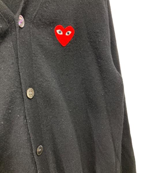 PLAY COMME des GARCONS（プレイコムデギャルソン）PLAY COMME des GARCONS (プレイコムデギャルソン) ハートワッペンウールカーディガン ブラック サイズ:Mの古着・服飾アイテム
