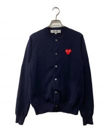 PLAY COMME des GARCONS（プレイコムデギャルソン）の古着「ハートワッペンクルーネックカーディガン」｜ネイビー