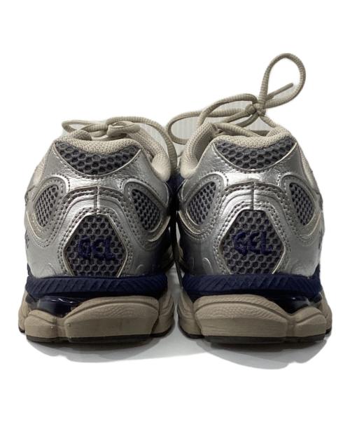 asics（アシックス）asics (アシックス) ローカットスニーカー/GEL-NYC シルバー サイズ:26の古着・服飾アイテム