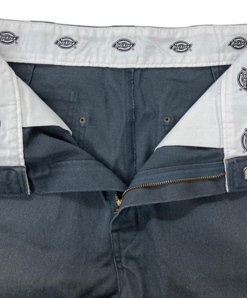 Dickies（ディッキーズ）Dickies (ディッキーズ) 9090 (9090) ワークパンツ/Buggy Chino Pants グレー サイズ:M 未使用品の古着・服飾アイテム