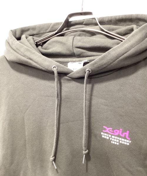 X-GIRL（エックスガール）X-GIRL (エックスガール) パーカー/FACE POSTER SWEAT HOODIE オリーブ サイズ:Lの古着・服飾アイテム