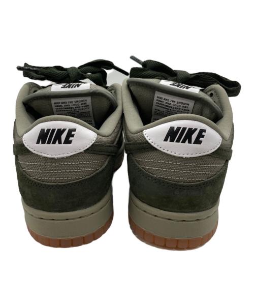 NIKE（ナイキ）NIKE (ナイキ) ローカットスニーカー オリーブ サイズ:24の古着・服飾アイテム