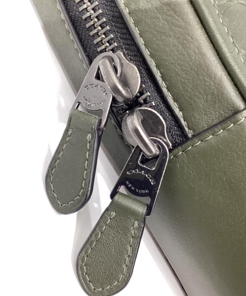 COACH（コーチ）COACH (コーチ) ショルダーバッグ オリーブの古着・服飾アイテム