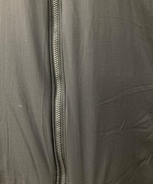 ARC'TERYX（アークテリクス）ARC'TERYX (アークテリクス) ATOM AR HOODY/アトムARフーディジャケット ブラック サイズ:Lの古着・服飾アイテム
