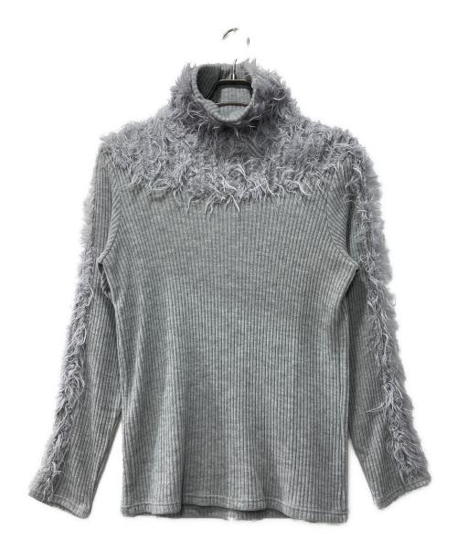 ISSEY MIYAKE（イッセイミヤケ）ISSEY MIYAKE (イッセイミヤケ) フェザータートルニット グレー サイズ:2の古着・服飾アイテム