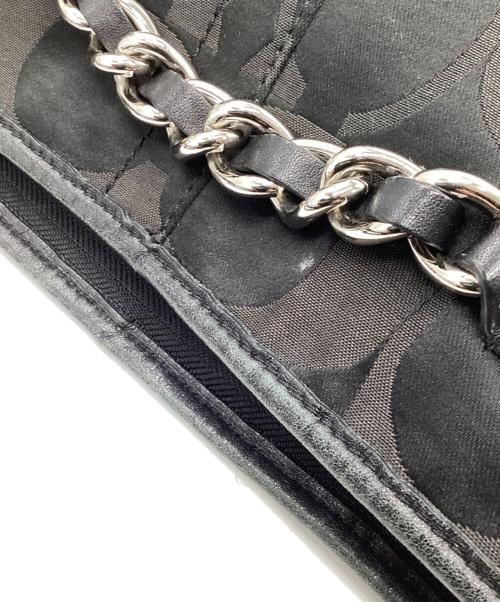 COACH（コーチ）COACH (コーチ) シグネチャー EW チェーンダッフル/Signature EW Chain Duffleの古着・服飾アイテム