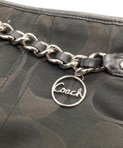 COACH（コーチ）COACH (コーチ) シグネチャー EW チェーンダッフル/Signature EW Chain Duffleの古着・服飾アイテム