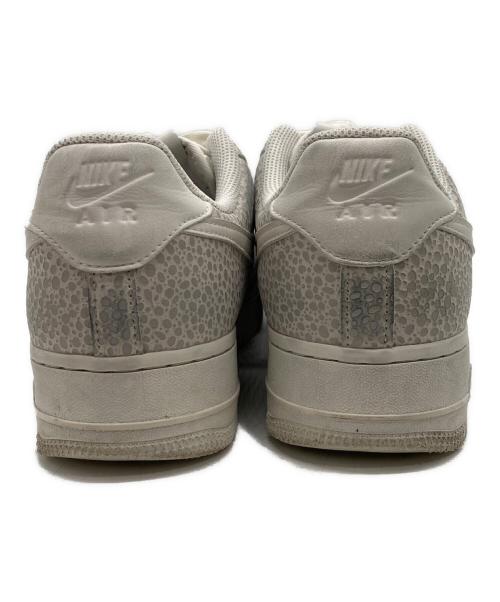 NIKE（ナイキ）NIKE (ナイキ) W AIR FORCE 1 '07 PRM PHANTOM/METALLIC SILVER-SAIL アイボリー サイズ:27.5の古着・服飾アイテム