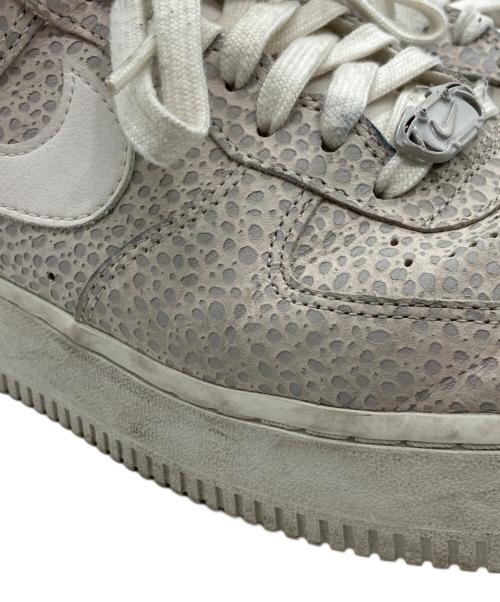 NIKE（ナイキ）NIKE (ナイキ) W AIR FORCE 1 '07 PRM PHANTOM/METALLIC SILVER-SAIL アイボリー サイズ:27.5の古着・服飾アイテム