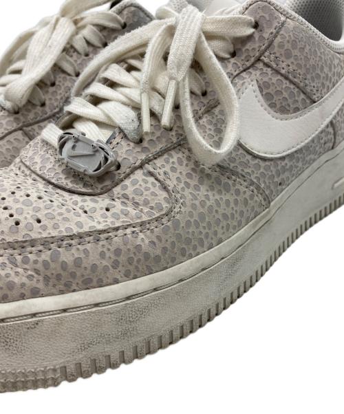 NIKE（ナイキ）NIKE (ナイキ) W AIR FORCE 1 '07 PRM PHANTOM/METALLIC SILVER-SAIL アイボリー サイズ:27.5の古着・服飾アイテム