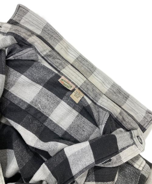 FIVE BROTHER（ファイブブラザー）FIVE BROTHER (ファイブブラザー) 90s/チェックネルシャツ ホワイト×グレー サイズ:XLの古着・服飾アイテム