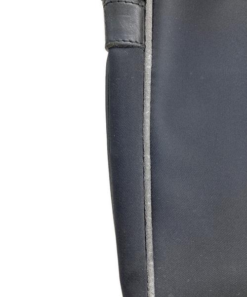 BURBERRY（バーバリー）BURBERRY (バーバリー) ショルダーバッグ ブラックの古着・服飾アイテム