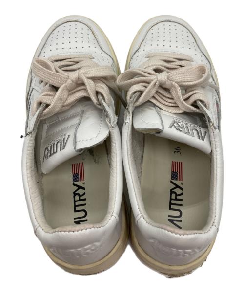 AUTRY（オートリー）AUTRY (オートリー) ローカットスニーカー/MEDALISTローカットスニーカー ホワイト サイズ:36の古着・服飾アイテム