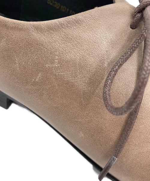 Alfredo BANNISTER（アルフレッドバニスター）Alfredo BANNISTER (アルフレッドバニスター) ダーツホールカットシューズ ブラウン サイズ:SIZE40の古着・服飾アイテム