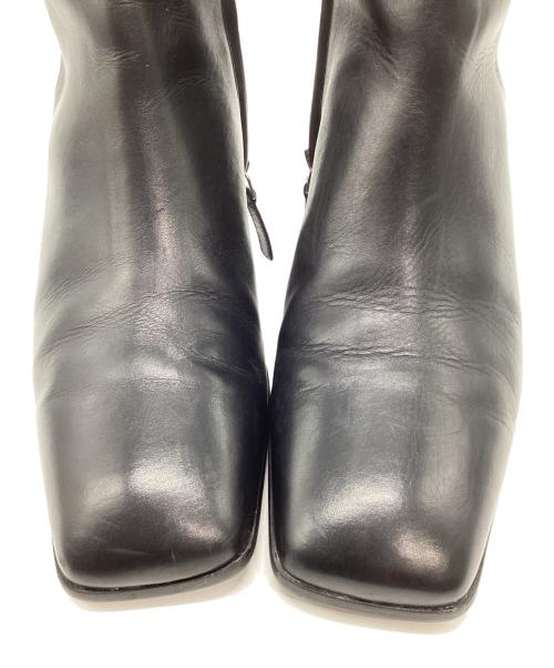 APOM（アポム）APOM (アポム) サイドジップショートブーツ ブラック サイズ:SIZE37の古着・服飾アイテム
