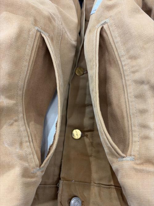CarHartt（カーハート）CarHartt (カーハート) 裏ブランケットトラッカージャケット ベージュ サイズ:表記なしの古着・服飾アイテム