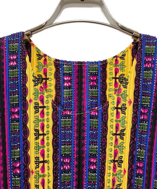 PLEATS PLEASE（プリーツプリーズ）PLEATS PLEASE (プリーツプリーズ) ノースリーブカットソー マルチカラー サイズ:3の古着・服飾アイテム