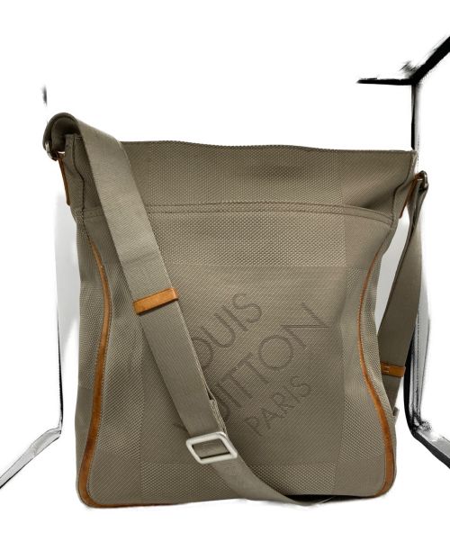 LOUIS VUITTON（ルイ ヴィトン）LOUIS VUITTON (ルイ ヴィトン) ショルダーバッグ ベージュの古着・服飾アイテム