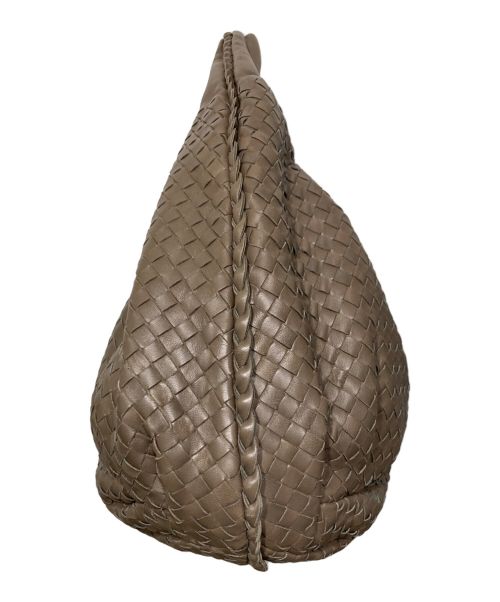 BOTTEGA VENETA（ボッテガベネタ）BOTTEGA VENETA (ボッテガベネタ) イントレチャートショルダーバッグ ベージュの古着・服飾アイテム