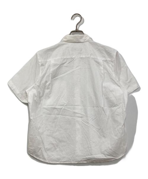 CDG（シーディージー）CDG (シーディージー) ロゴプリントシャツ ホワイト サイズ:Sの古着・服飾アイテム