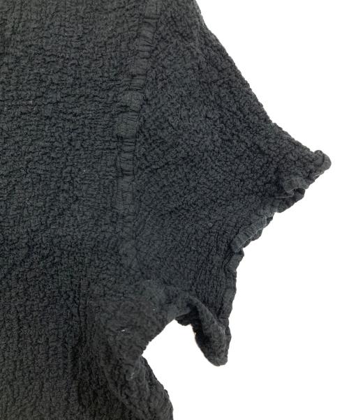 me ISSEY MIYAKE（ミーイッセイ ミヤケ）me ISSEY MIYAKE (ミーイッセイ ミヤケ) シャーリングカットソー ブラック サイズ:実寸参照の古着・服飾アイテム