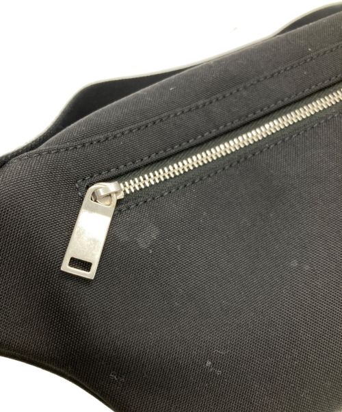Saint Laurent Paris（サンローランパリ）Saint Laurent Paris (サンローランパリ) ボディーバッグ ブラックの古着・服飾アイテム