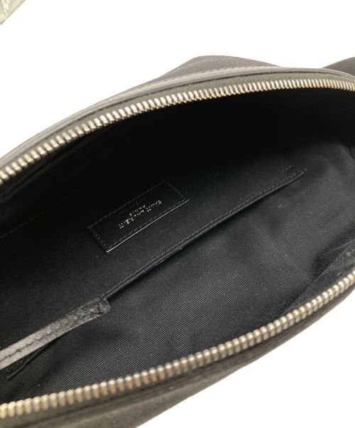 Saint Laurent Paris（サンローランパリ）Saint Laurent Paris (サンローランパリ) ボディーバッグ ブラックの古着・服飾アイテム