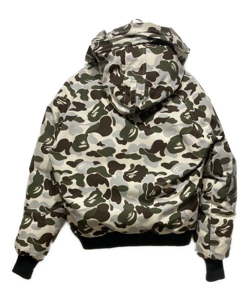 CANADA GOOSE（カナダグース）CANADA GOOSE (カナダグース) A BATHING APE (アベイシングエイプ) CHILLIWACK BOMBER ベージュ サイズ:SIZE Mの古着・服飾アイテム