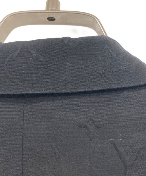 LOUIS VUITTON（ルイ ヴィトン）LOUIS VUITTON (ルイ ヴィトン) モノグラムエンボス 2Bシングルテーラードジャケット ブラック サイズ:48の古着・服飾アイテム