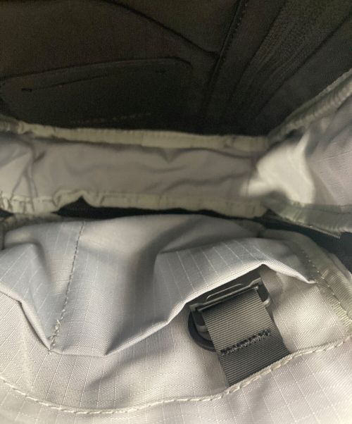 BLACK EMBER（ブラックエンバー）BLACK EMBER (ブラックエンバー) コンパック/ボディバッグ ブラックの古着・服飾アイテム