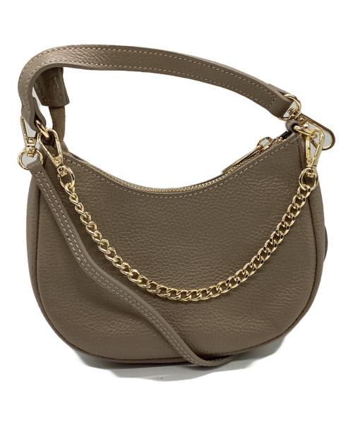 AULENTTI（オウレンティ）AULENTTI (オウレンティ) スモールハーフムーンショルダーバッグ ベージュの古着・服飾アイテム